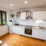 Elza Apartment