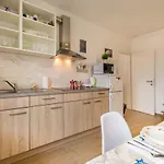 Elza Apartment *