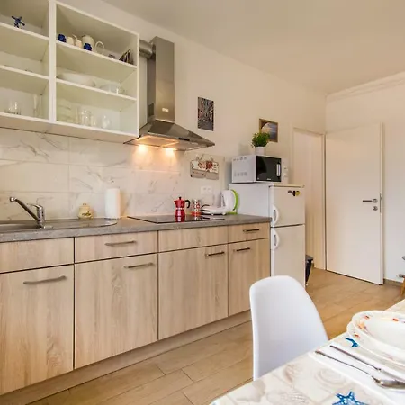 Elza Apartment *